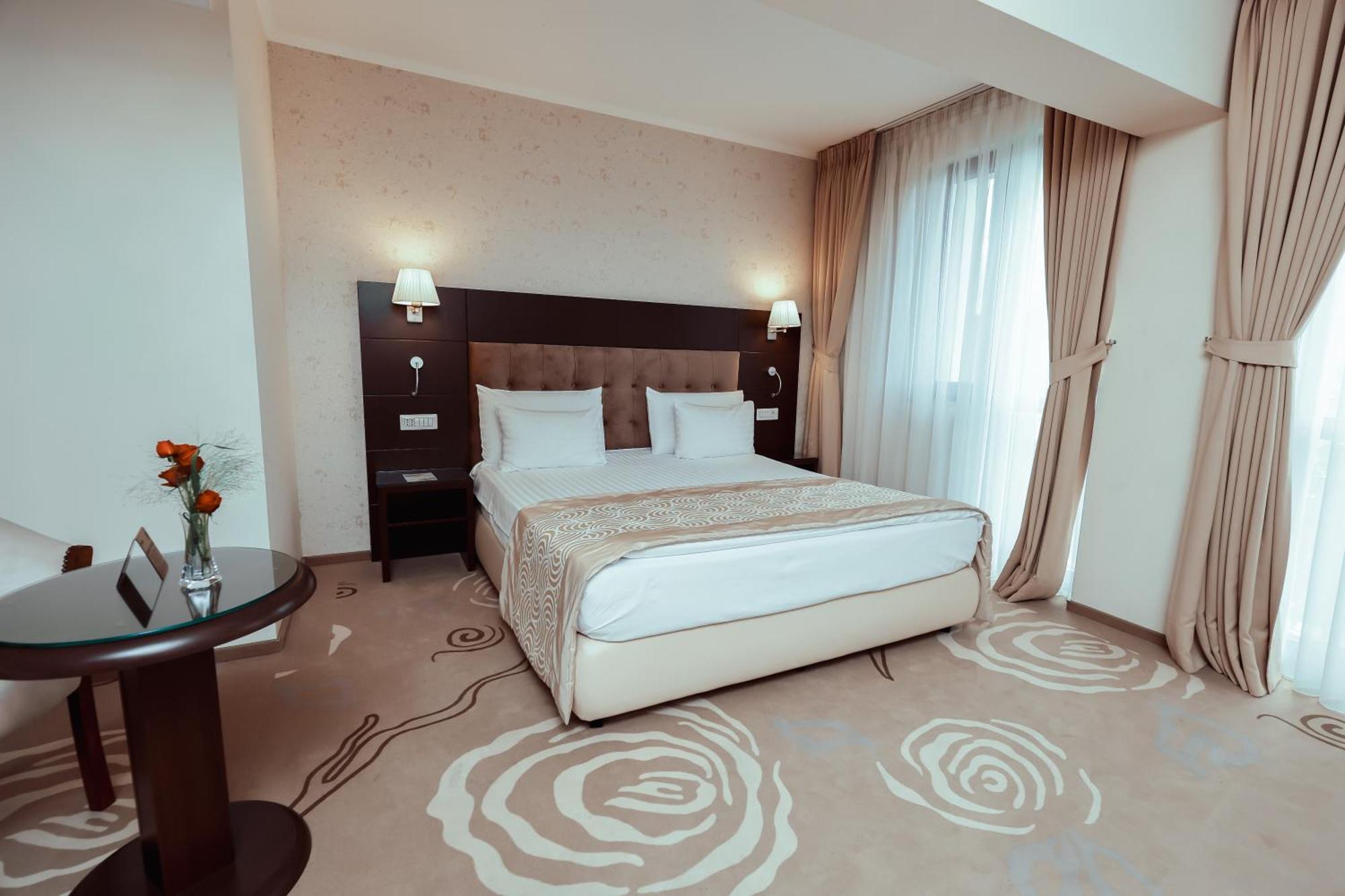 Grand Hotel Coroana Bistrita  Luaran gambar