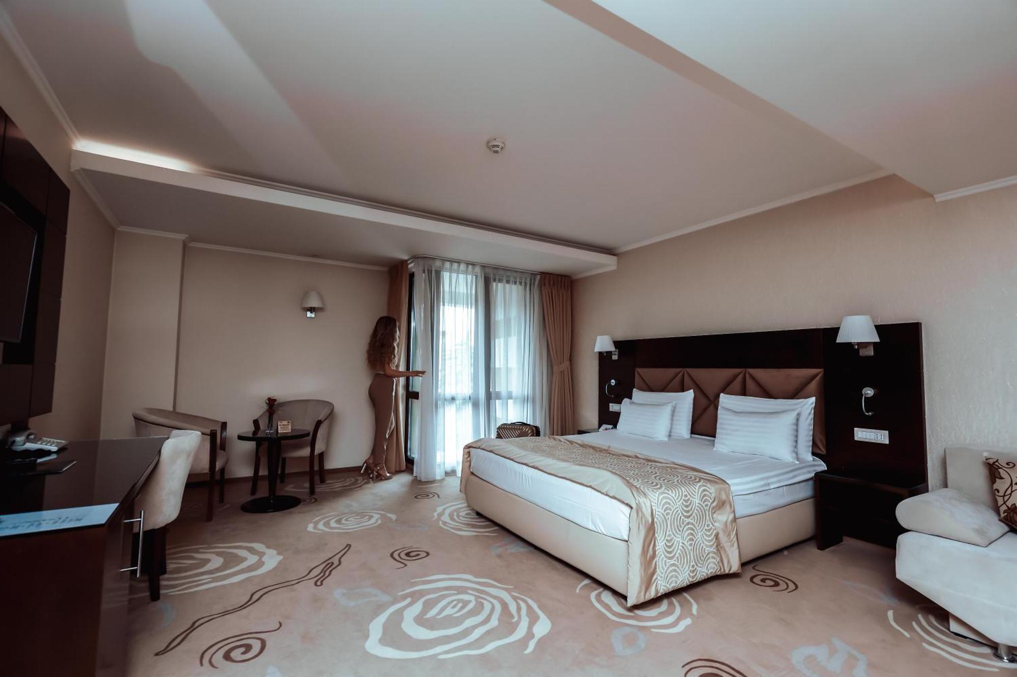 Grand Hotel Coroana Bistrita  Luaran gambar